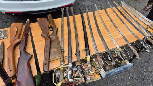 Trwają w Chełmie Targi Staroci. Co można dzisiaj na nich znaleźć? [GALERIA ZDJĘĆ]