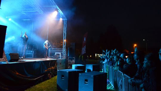 Gm. Gorzków. Mocne brzmienia w Kraszczadach [GALERIA ZDJĘĆ]