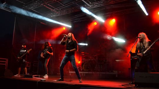 Gm. Gorzków. Mocne brzmienia w Kraszczadach [GALERIA ZDJĘĆ]