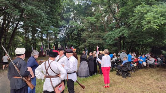 Janówka pamięta: Piknik historyczny w 162. rocznicę zrywu powstańców [ZDJĘCIA]