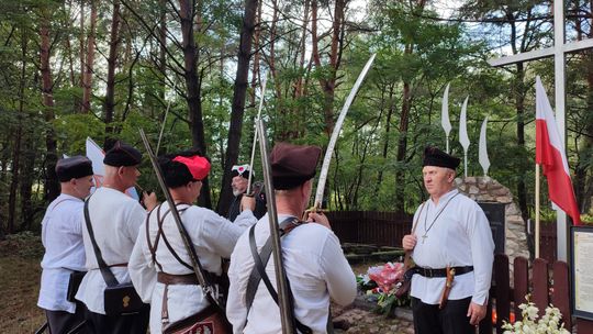 Janówka pamięta: Piknik historyczny w 162. rocznicę zrywu powstańców [ZDJĘCIA]