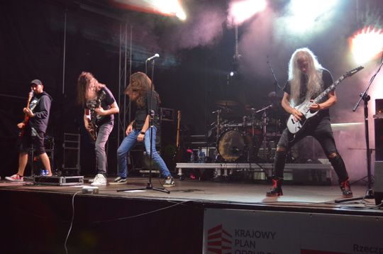 Gm. Gorzków. Mocne brzmienia w Kraszczadach [GALERIA ZDJĘĆ]