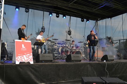 Gm. Gorzków. Mocne brzmienia w Kraszczadach [GALERIA ZDJĘĆ]