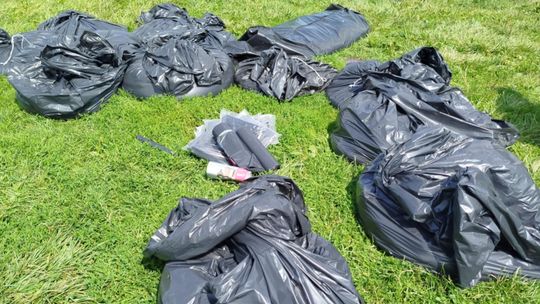 Interwencja radnego Marcina Łopackiego na rzece Uherce i na zbiorniku w Stańkowie [GALERIA ZDJĘĆ]