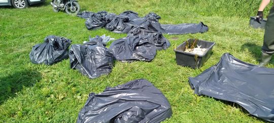 Interwencja radnego Marcina Łopackiego na rzece Uherce i na zbiorniku w Stańkowie [GALERIA ZDJĘĆ]