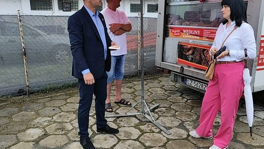 Gm. Chełm. Na Gminnej pohandlowali tylko raz. Znowu przeniesiono targowisko dla rolników [ZDJĘCIA]