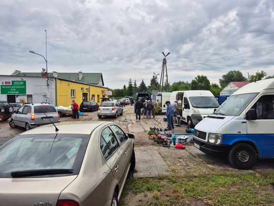 Gm. Chełm. Na Gminnej pohandlowali tylko raz. Znowu przeniesiono targowisko dla rolników [ZDJĘCIA]