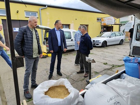 Gm. Chełm. Na Gminnej pohandlowali tylko raz. Znowu przeniesiono targowisko dla rolników [ZDJĘCIA]