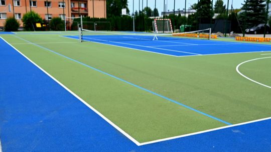 Włodawa. Dobiega końca budowa boisk przy I LO