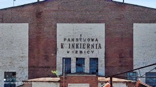 Gm. Izbica. Wojciech Werus opowiada o fabryce, drogach i śladach przeszłości. Miasteczko z historycznym klimatem [ZDJĘCIA]