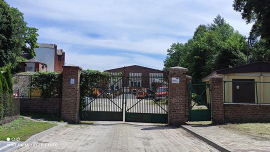 Gm. Izbica. Wojciech Werus opowiada o fabryce, drogach i śladach przeszłości. Miasteczko z historycznym klimatem [ZDJĘCIA]