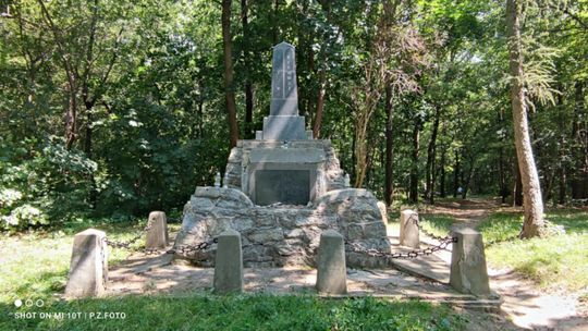 Gm. Izbica. Wojciech Werus opowiada o fabryce, drogach i śladach przeszłości. Miasteczko z historycznym klimatem [ZDJĘCIA]