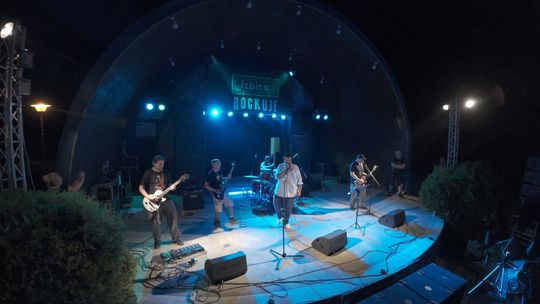 W Izbicy królował punkrock! Kolejna edycja festiwalu Izbica Rockuje [GALERIA ZDJĘĆ]