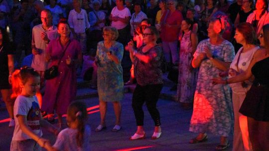 ZEW NATURY. Festiwal Sztuk Naturalnych we Włodawie 2025 - Konkurs kulinarny, Dr Gree, Nicponie i DJ Positivo [GALERIA ZDJĘĆ]