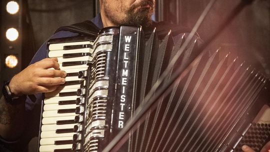 ZEW NATURY. Festiwal Sztuk Naturalnych we Włodawie 2025 - Konkurs kulinarny, Dr Gree, Nicponie i DJ Positivo [GALERIA ZDJĘĆ]