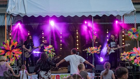 ZEW NATURY. Festiwal Sztuk Naturalnych we Włodawie 2025 - Konkurs kulinarny, Dr Gree, Nicponie i DJ Positivo [GALERIA ZDJĘĆ]