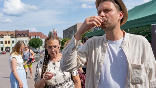 ZEW NATURY. Festiwal Sztuk Naturalnych we Włodawie 2025 - Konkurs kulinarny, Dr Gree, Nicponie i DJ Positivo [GALERIA ZDJĘĆ]