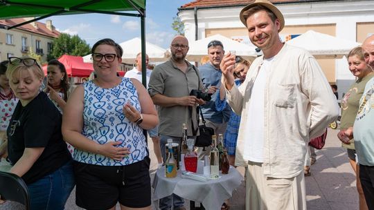 ZEW NATURY. Festiwal Sztuk Naturalnych we Włodawie 2025 - Konkurs kulinarny, Dr Gree, Nicponie i DJ Positivo [GALERIA ZDJĘĆ]