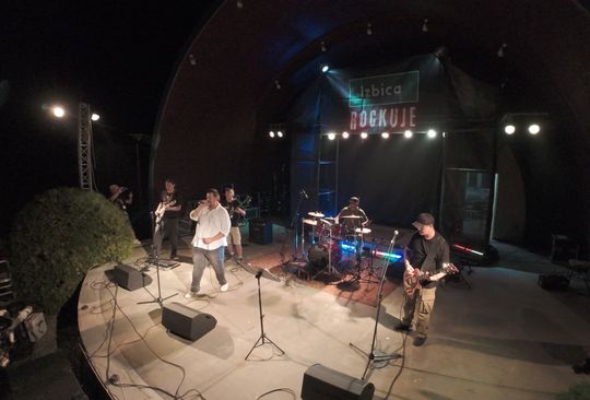 W Izbicy królował punkrock! Kolejna edycja festiwalu Izbica Rockuje [GALERIA ZDJĘĆ]