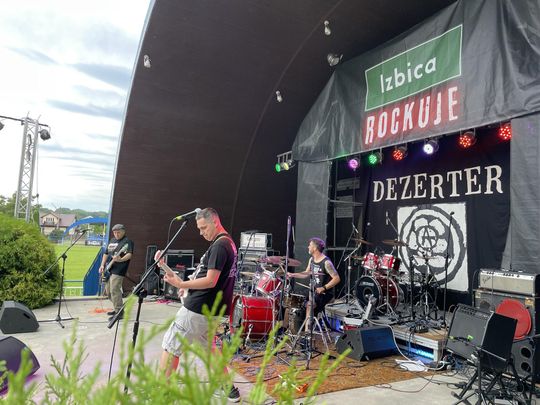 W Izbicy królował punkrock! Kolejna edycja festiwalu Izbica Rockuje [GALERIA ZDJĘĆ]