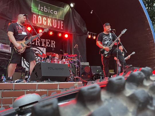 W Izbicy królował punkrock! Kolejna edycja festiwalu Izbica Rockuje [GALERIA ZDJĘĆ]