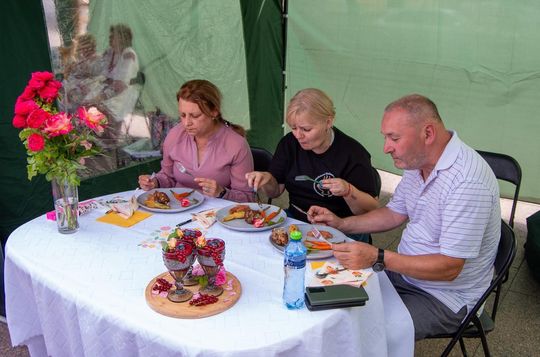 ZEW NATURY. Festiwal Sztuk Naturalnych we Włodawie 2025 - Konkurs kulinarny, Dr Gree, Nicponie i DJ Positivo [GALERIA ZDJĘĆ]