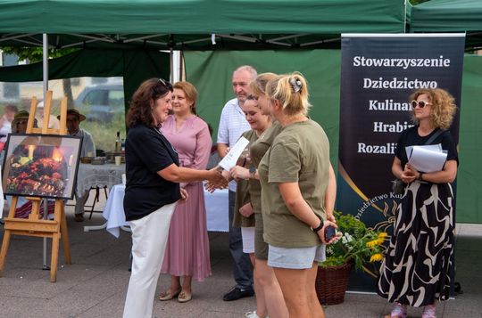 ZEW NATURY. Festiwal Sztuk Naturalnych we Włodawie 2025 - Konkurs kulinarny, Dr Gree, Nicponie i DJ Positivo [GALERIA ZDJĘĆ]