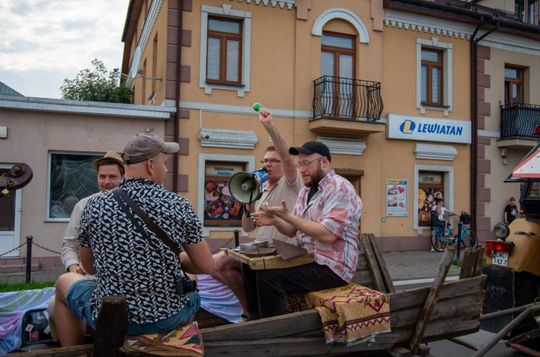 ZEW NATURY. Festiwal Sztuk Naturalnych we Włodawie 2025 - Konkurs kulinarny, Dr Gree, Nicponie i DJ Positivo [GALERIA ZDJĘĆ]