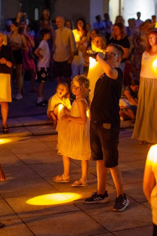 ZEW NATURY. Festiwal Sztuk Naturalnych we Włodawie 2025 - Konkurs kulinarny, Dr Gree, Nicponie i DJ Positivo [GALERIA ZDJĘĆ]