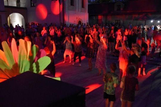 ZEW NATURY. Festiwal Sztuk Naturalnych we Włodawie 2025 - Konkurs kulinarny, Dr Gree, Nicponie i DJ Positivo [GALERIA ZDJĘĆ]