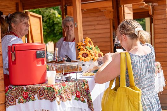 ZEW NATURY. Festiwal Sztuk Naturalnych we Włodawie 2025 - Konkurs kulinarny, Dr Gree, Nicponie i DJ Positivo [GALERIA ZDJĘĆ]