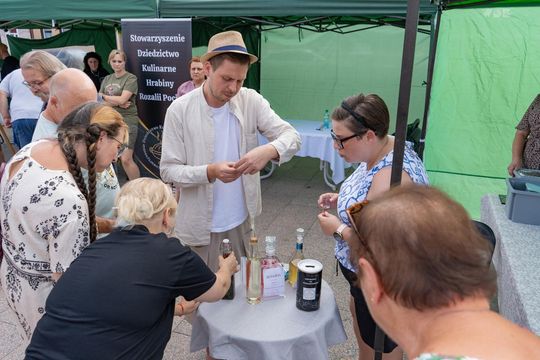 ZEW NATURY. Festiwal Sztuk Naturalnych we Włodawie 2025 - Konkurs kulinarny, Dr Gree, Nicponie i DJ Positivo [GALERIA ZDJĘĆ]