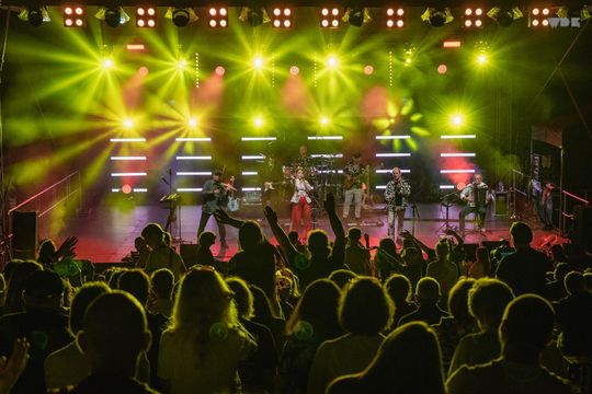 ZEW NATURY. Festiwal Sztuk Naturalnych we Włodawie 2025 - STRIX, NeoKlez, BRAThANKI [GALERIA ZDJĘĆ]