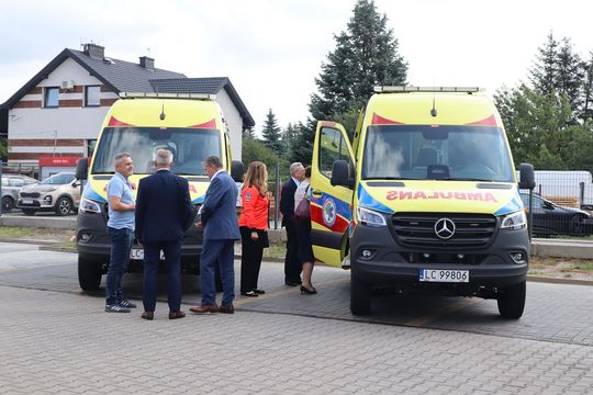 Dwie nowe karetki trafią do Żółkiewki i Włodawy! [ZDJĘCIA]