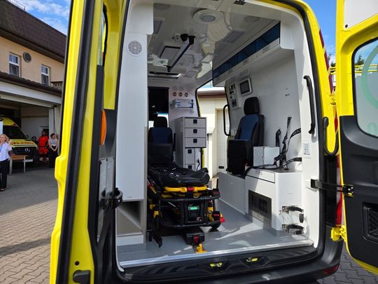 Dwie nowe karetki trafią do Żółkiewki i Włodawy! [ZDJĘCIA]