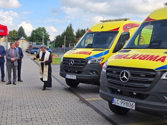 Dwie nowe karetki trafią do Żółkiewki i Włodawy! [ZDJĘCIA]