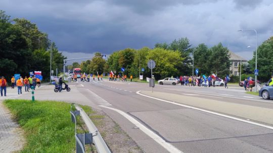 Lubelskie. Kolejarze protestują: "Nie pozwolimy na dalszą bierność rządu" [ZDJĘCIA]