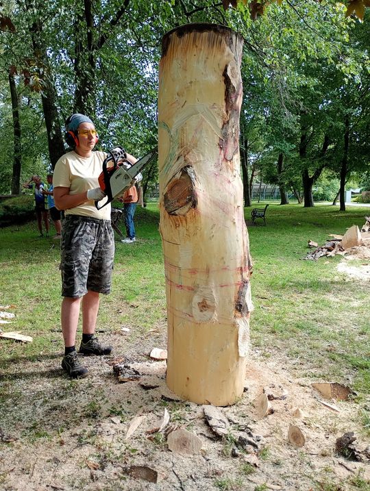 Gmina Dorohusk. Rozpoczął się VIII Plener rzeźbiarsko-malarski "Kultura i Sztuka Nad Bugiem" [GALERIA ZDJĘĆ]