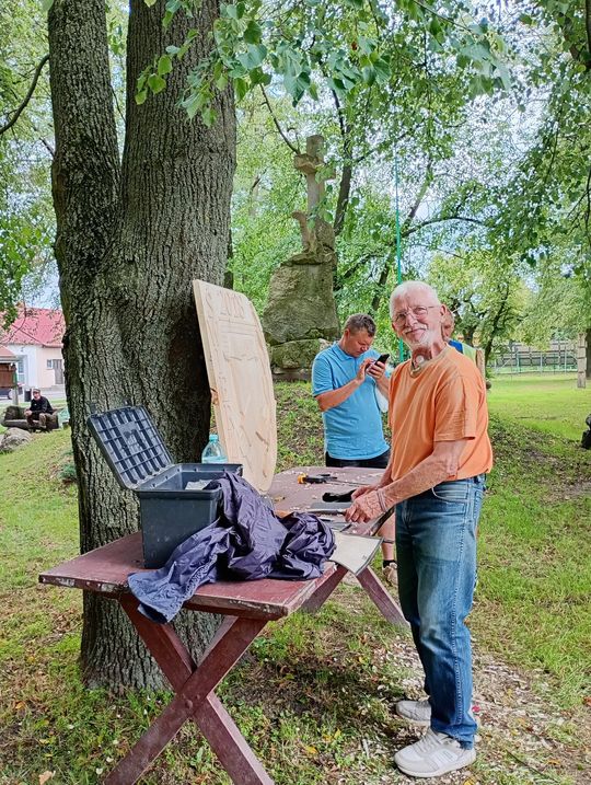 Gmina Dorohusk. Rozpoczął się VIII Plener rzeźbiarsko-malarski "Kultura i Sztuka Nad Bugiem" [GALERIA ZDJĘĆ]