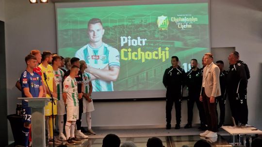 Chełmianka Chełm gotowa na nadchodzący sezon 2025/2026. Zaprezentowała zawodników [GALERIA ZDJĘĆ]
