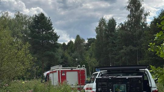 Tragiczny finał poszukiwań. Płetwonurkowie znaleźli w jeziorze Łukie ciało zaginionego mężczyzny [ZDJĘCIA]