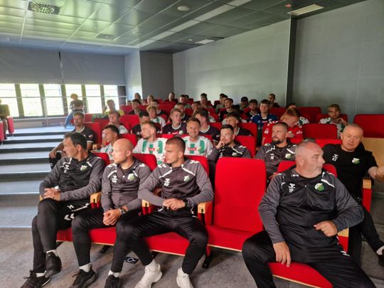 Chełmianka Chełm gotowa na nadchodzący sezon 2025/2026. Zaprezentowała zawodników [GALERIA ZDJĘĆ]