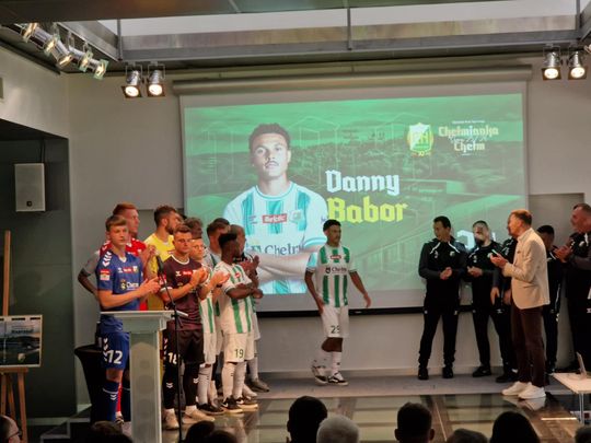 Chełmianka Chełm gotowa na nadchodzący sezon 2025/2026. Zaprezentowała zawodników [GALERIA ZDJĘĆ]