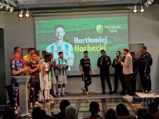 Chełmianka Chełm gotowa na nadchodzący sezon 2025/2026. Zaprezentowała zawodników [GALERIA ZDJĘĆ]