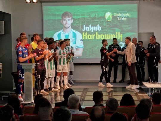 Chełmianka Chełm gotowa na nadchodzący sezon 2025/2026. Zaprezentowała zawodników [GALERIA ZDJĘĆ]