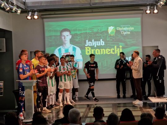 Chełmianka Chełm gotowa na nadchodzący sezon 2025/2026. Zaprezentowała zawodników [GALERIA ZDJĘĆ]