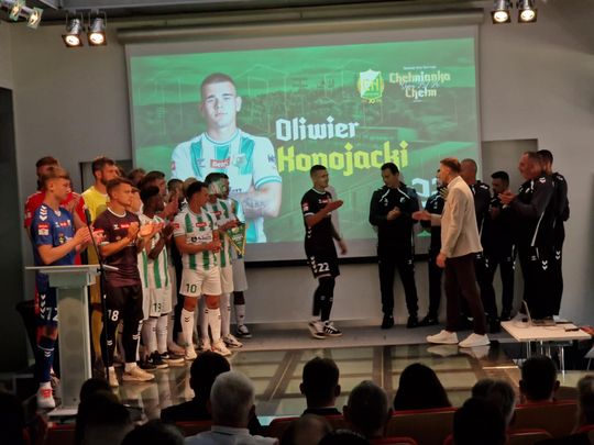 Chełmianka Chełm gotowa na nadchodzący sezon 2025/2026. Zaprezentowała zawodników [GALERIA ZDJĘĆ]