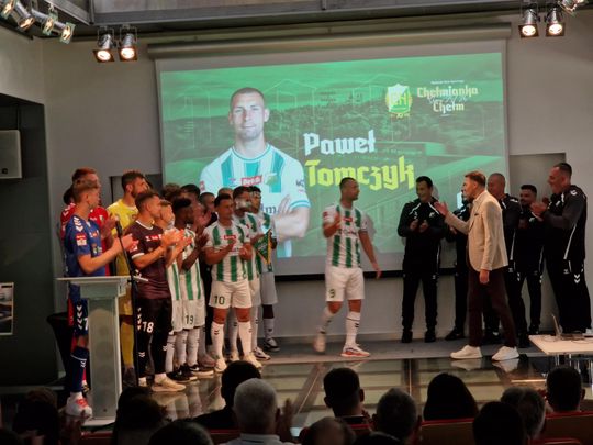 Chełmianka Chełm gotowa na nadchodzący sezon 2025/2026. Zaprezentowała zawodników [GALERIA ZDJĘĆ]
