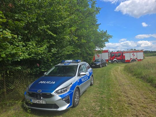 Tragiczny finał poszukiwań. Płetwonurkowie znaleźli w jeziorze Łukie ciało zaginionego mężczyzny [ZDJĘCIA]