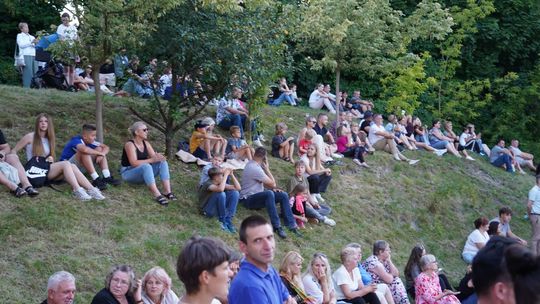 Chełm. Koncert Godzina "W" przy skarpie Chełmskiego Domu Kultury [GALERIA ZDJĘĆ]